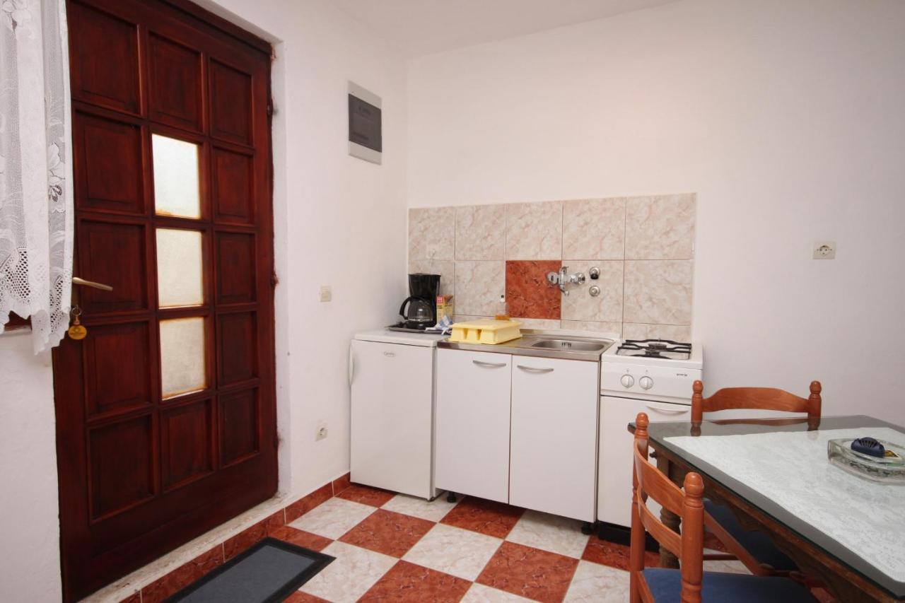 Apartments With A Parking Space Starigrad, Paklenica - 6618 Extérieur photo